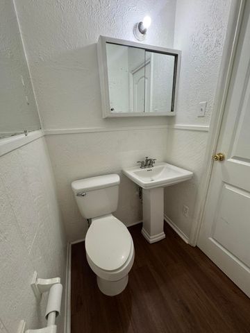 1008 Spruce St, Leesville, LA 71446