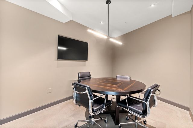 54 Rainey ST 1111, Austin, TX 78701