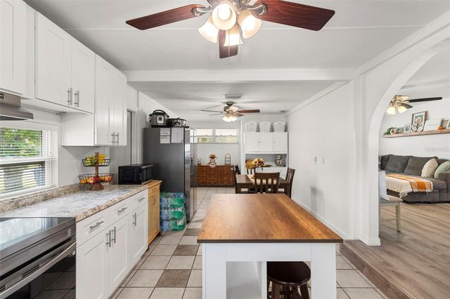 7001 13TH STREET N, St Petersburg, FL 33702