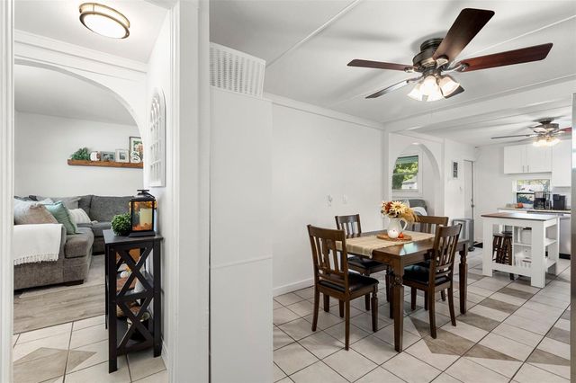 7001 13TH STREET N, St Petersburg, FL 33702