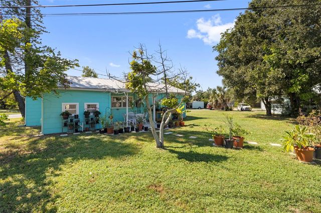 7001 13TH STREET N, St Petersburg, FL 33702