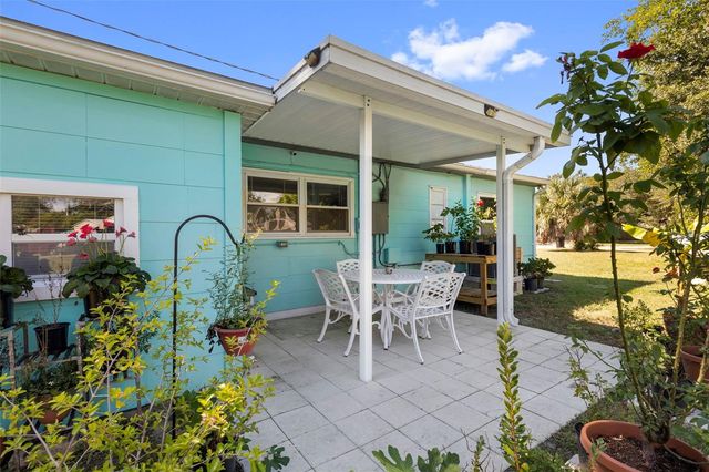 7001 13TH STREET N, St Petersburg, FL 33702