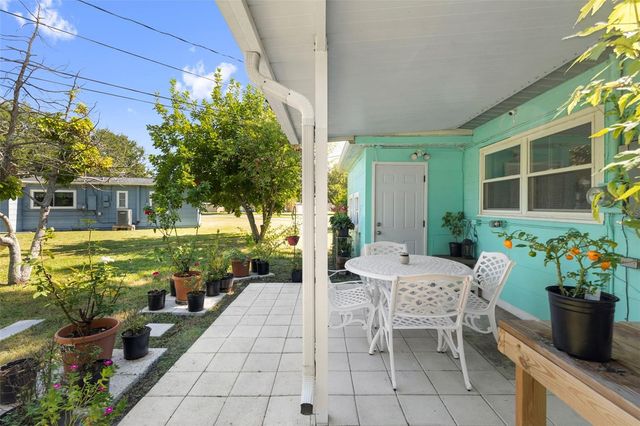 7001 13TH STREET N, St Petersburg, FL 33702