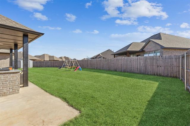 20590 Legacy Crossing, Harrah, OK 73045