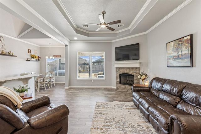 20590 Legacy Crossing, Harrah, OK 73045