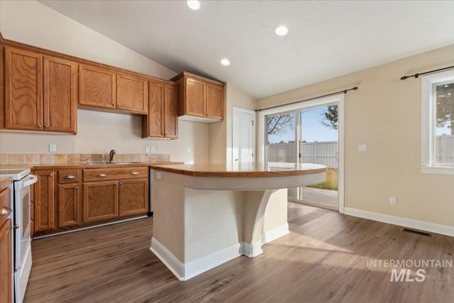 1838 Ridge Way, Middleton, ID 83644