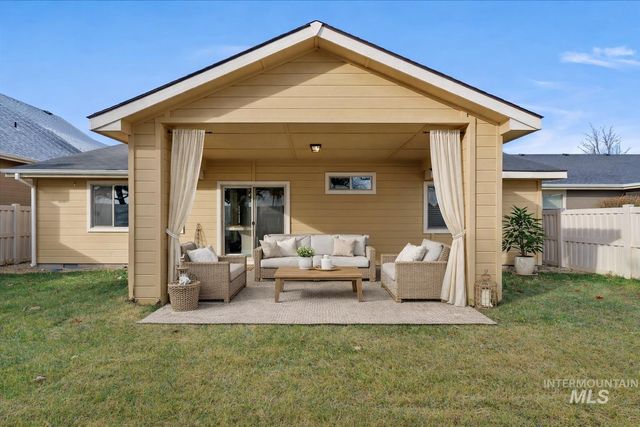 1838 Ridge Way, Middleton, ID 83644