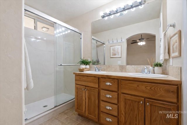 1838 Ridge Way, Middleton, ID 83644