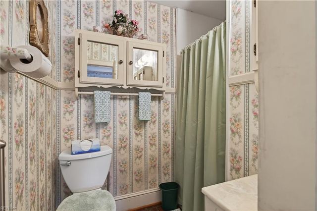 18390 Oliver DR, Smithfield, VA 23430