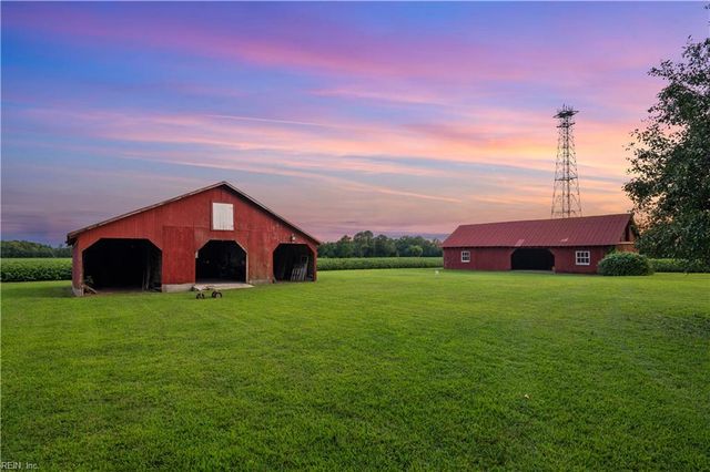 18390 Oliver DR, Smithfield, VA 23430