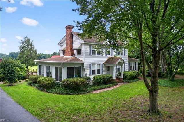 18390 Oliver DR, Smithfield, VA 23430