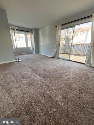 4947 MCFARLAND CT, Fairfax, VA 22032