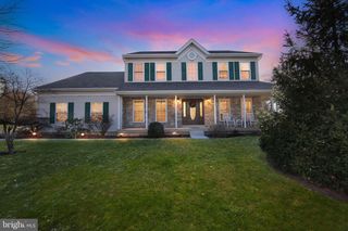 110 PERSIMMON DR, Collegeville, PA 19426