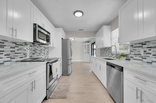 2251 SE Holland Street, Port St Lucie, FL 34952