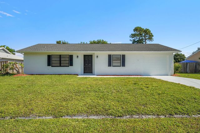 2251 SE Holland Street, Port St Lucie, FL 34952
