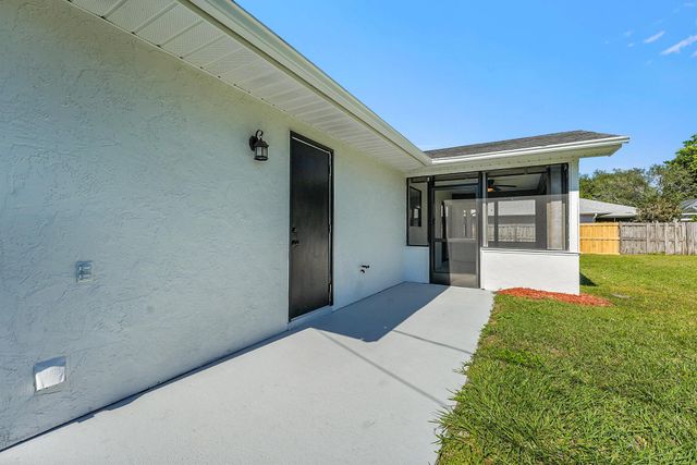2251 SE Holland Street, Port St Lucie, FL 34952