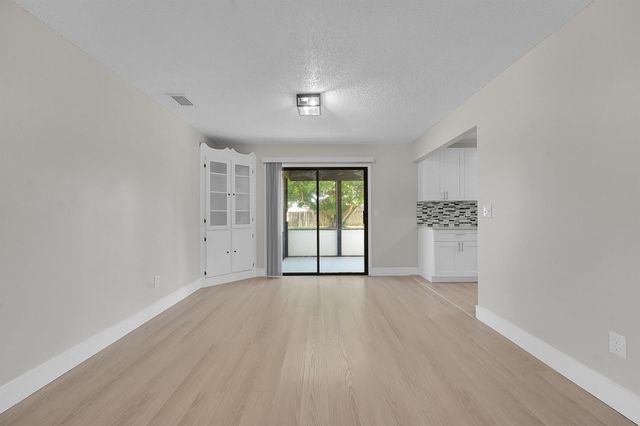 2251 SE Holland Street, Port St Lucie, FL 34952