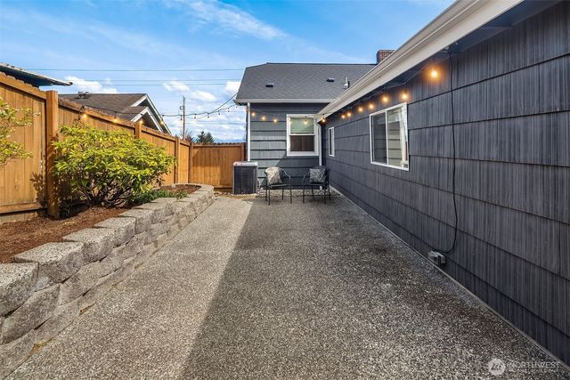 5810 Commercial Avenue, Everett, WA 98203