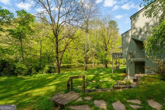 215 Murphy Lane, Mineral Bluff, GA 30559