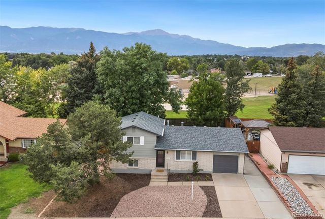 1414 Martin Drive, Colorado Springs, CO 80915