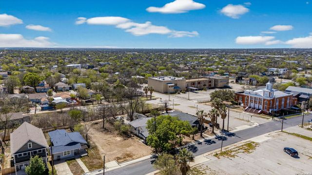 920 W Martin Luther King, San Antonio, TX 78203