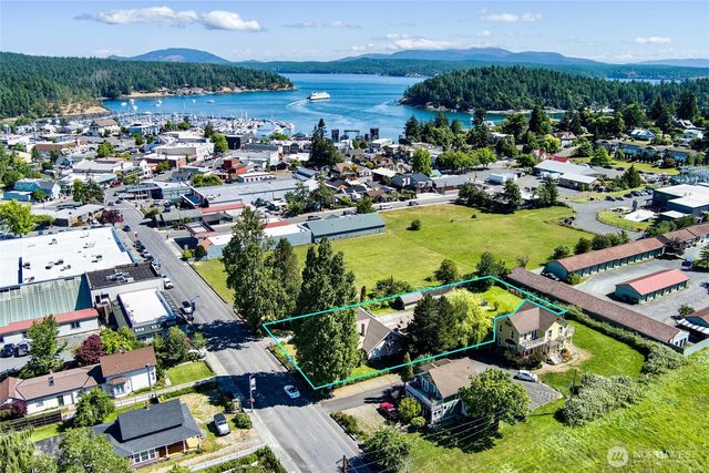 460 Argyle Avenue, Friday Harbor, WA 98250