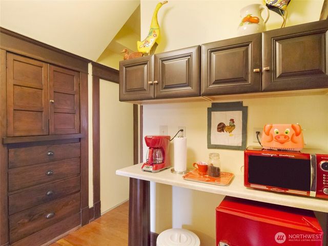 460 Argyle Avenue, Friday Harbor, WA 98250