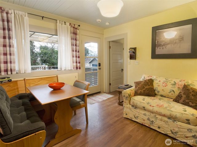 460 Argyle Avenue, Friday Harbor, WA 98250