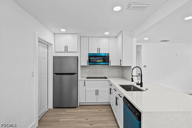 2215 South ST, Fort Myers, FL 33901