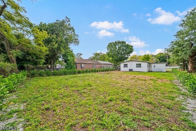 2215 South ST, Fort Myers, FL 33901