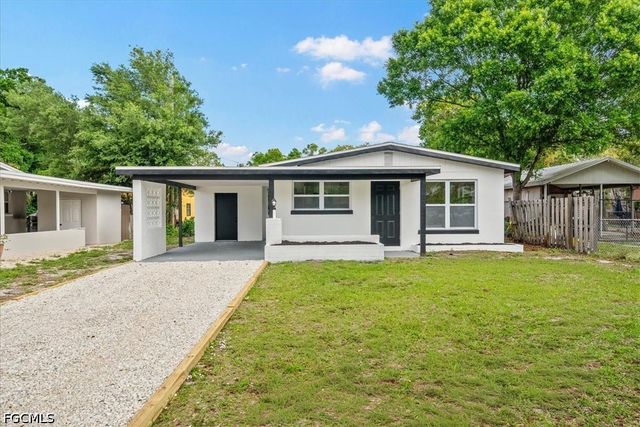 2215 South ST, Fort Myers, FL 33901