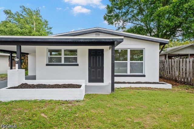 2215 South ST, Fort Myers, FL 33901