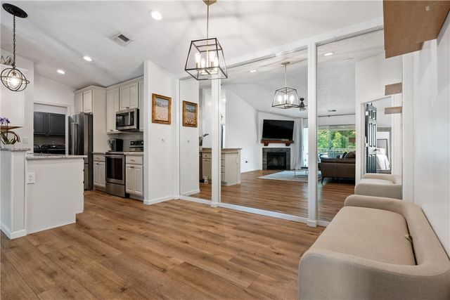 6615 Hedington Square 7, Centerville, OH 45459
