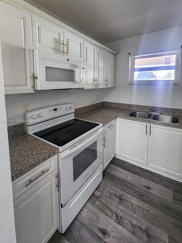 2460 Taylor St 1C, Hollywood, FL 33020