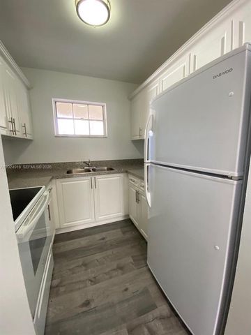 2460 Taylor St 1C, Hollywood, FL 33020