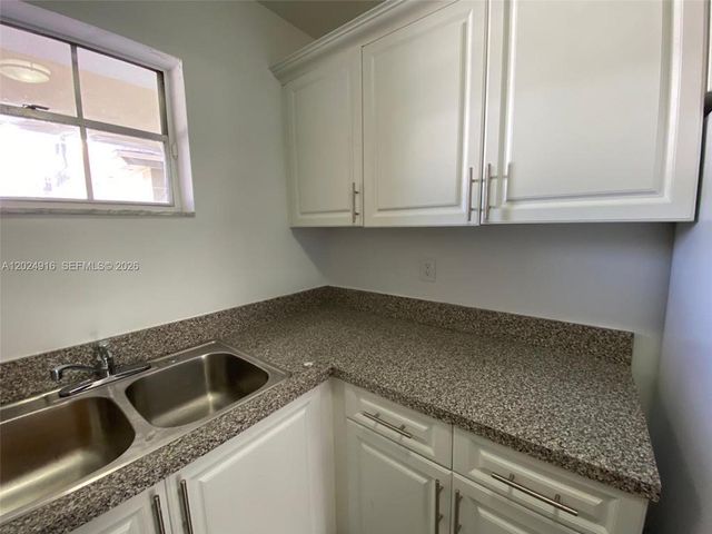 2460 Taylor St 1C, Hollywood, FL 33020