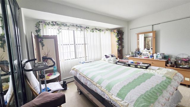 120-16 Cove Court 87A, College Point, NY 11356