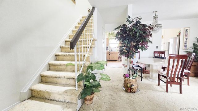 120-16 Cove Court 87A, College Point, NY 11356