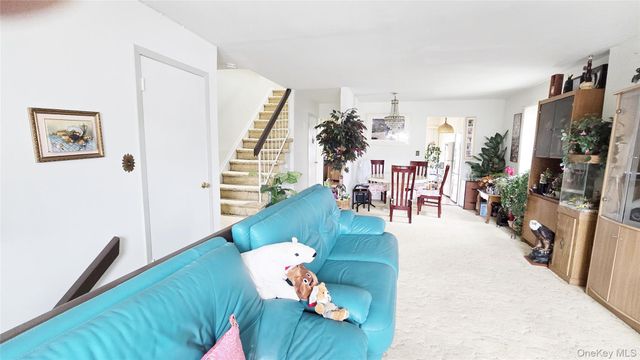 120-16 Cove Court 87A, College Point, NY 11356