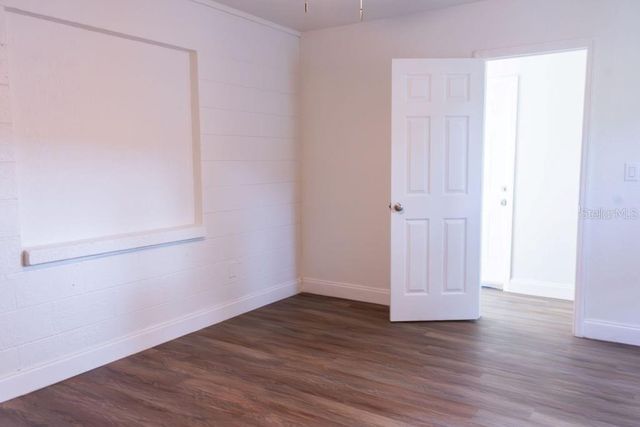 6813 S HIMES AVENUE, Tampa, FL 33611