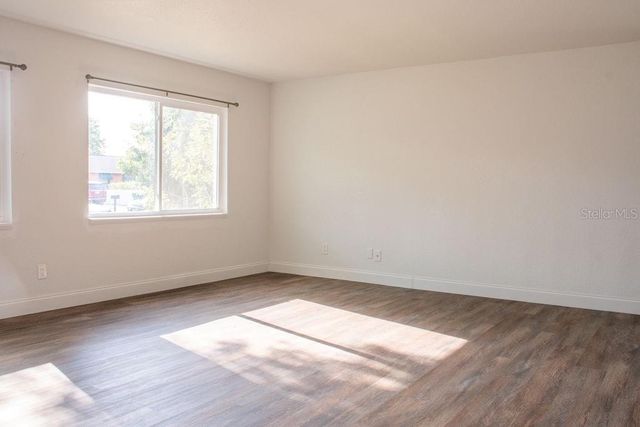 6813 S HIMES AVENUE, Tampa, FL 33611