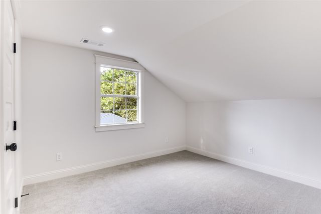 810 E Marvin Avenue, Waxahachie, TX 75165