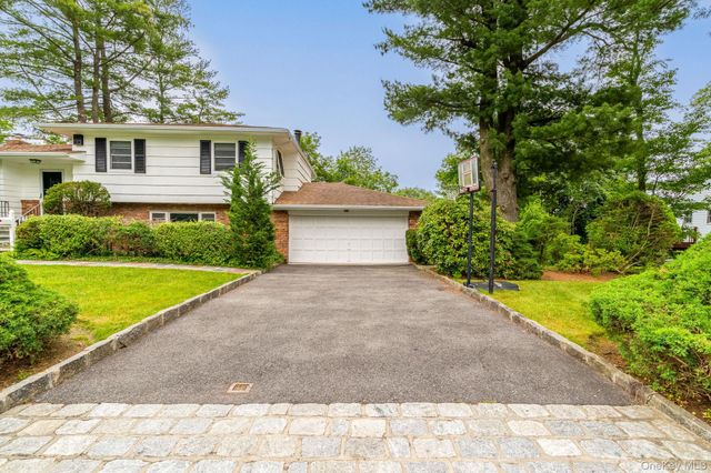 67 Malvern Lane, Scarsdale, NY 10583