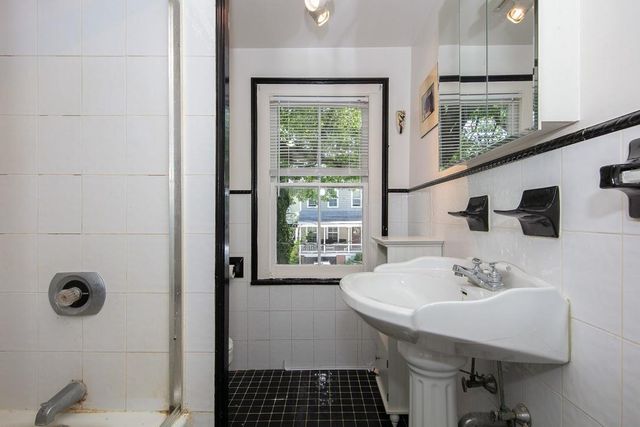 36 4th Avenue, Nyack, NY 10960