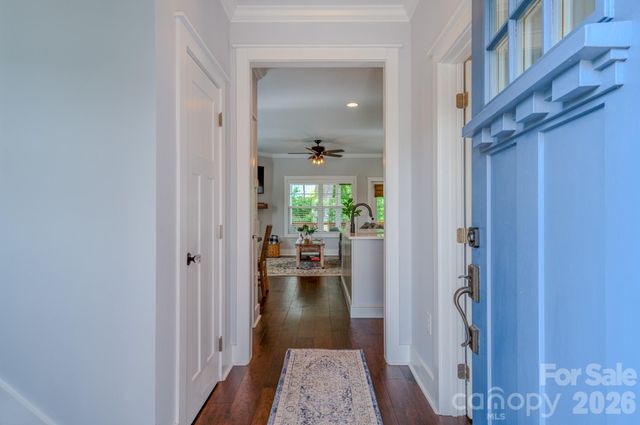 15 Tudor Way, Black Mountain, NC 28711