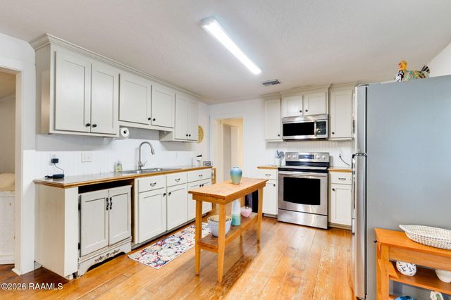 805 S Arenas Street, Rayne, LA 70578
