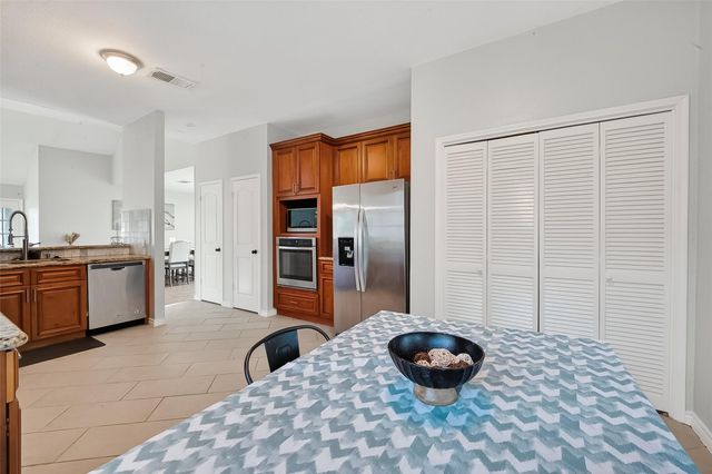 12727 Ashford Knoll Drive, Houston, TX 77082