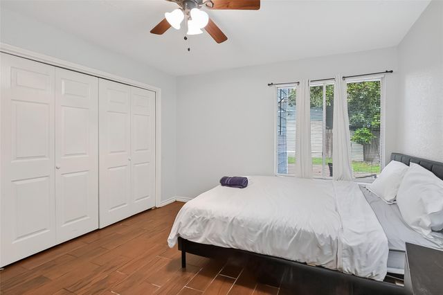 12727 Ashford Knoll Drive, Houston, TX 77082