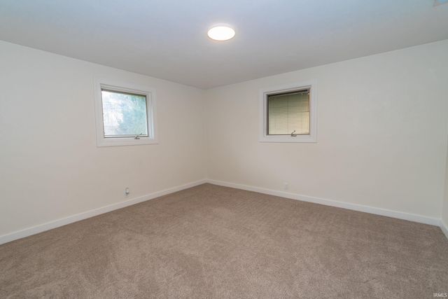 17370 Parker Drive, South Bend, IN 46635