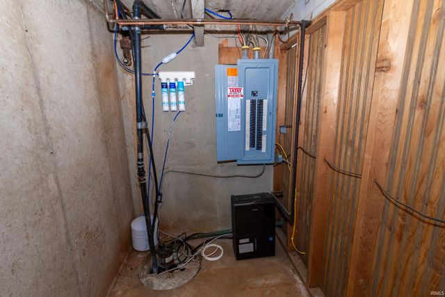 17370 Parker Drive, South Bend, IN 46635